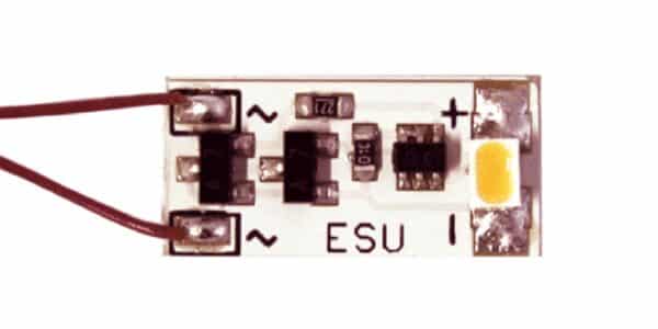 H0 ESU 50704 – Éclairage intérieur pour cabine de conduite, 1 LED blanc chaud, 15,0 × 6,9 × 2,3 mm – photo 1